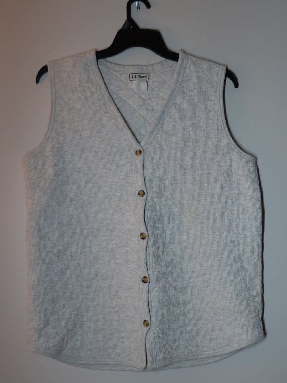L.L. Bean Light Gray V-Neck Sweater Vest Cottage Core Winter Attire
